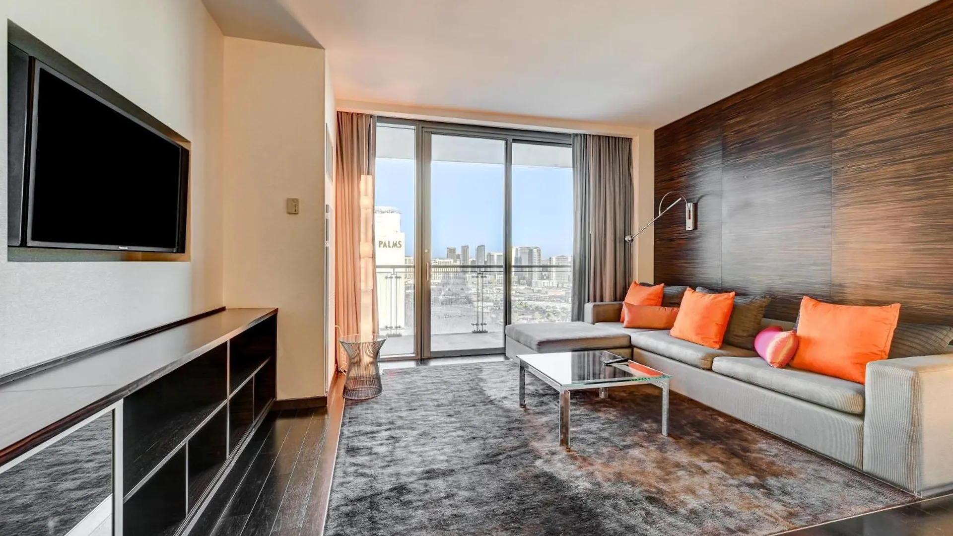 Hi-Rise Condo Private Balcony & Strip Views Las Vegas 0*,  ABD